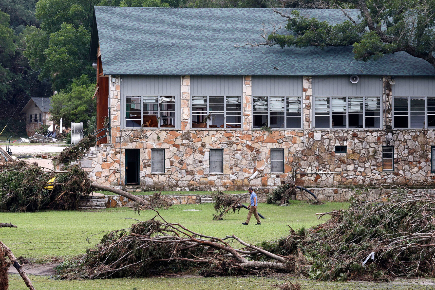 US-NEWS-WEA-TEXAS-FLOODS-CAMP-1-DA